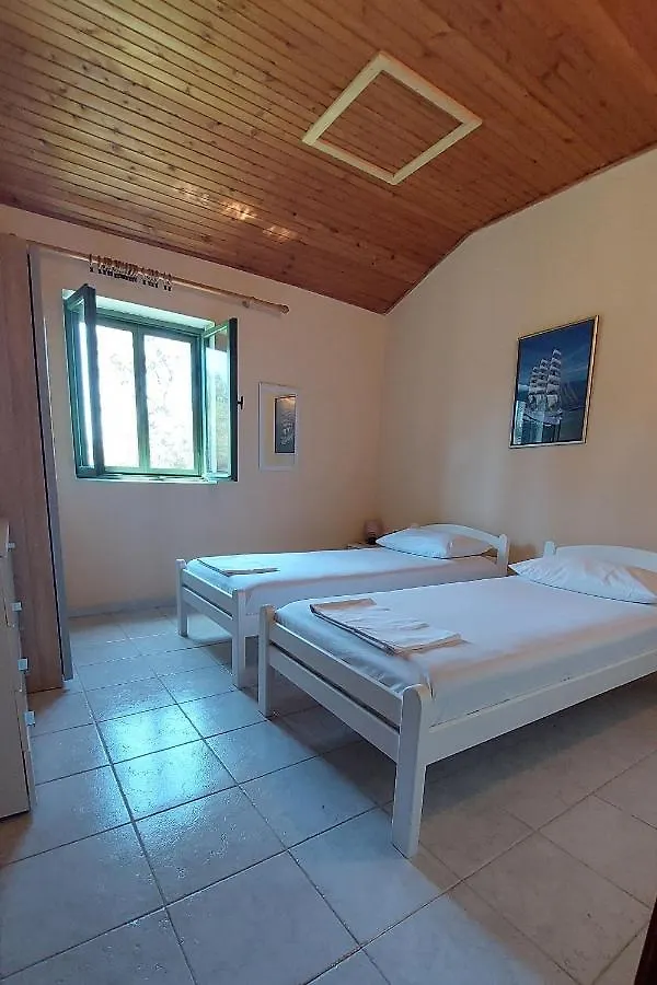 Apartments By The Sea Cove Pogana, Cres - 21464 Punta Kriza